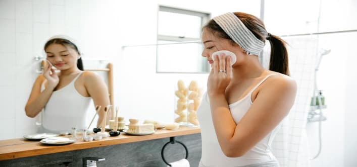 Toning for Skin pH Balance