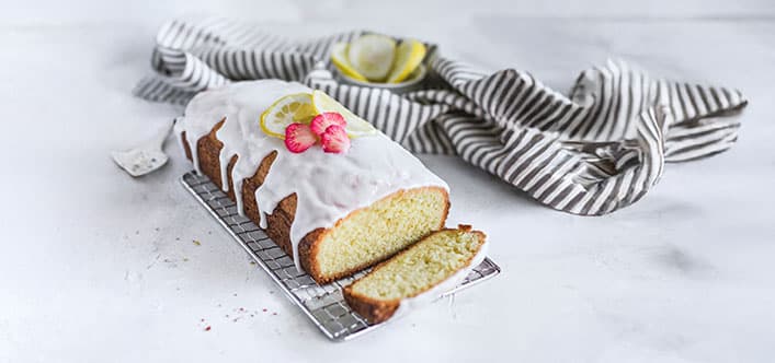 Light Lemon Ricotta Cake