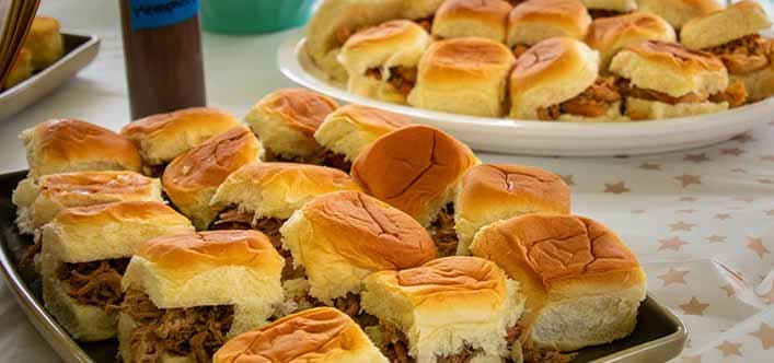 BBQ Pulled Jackfruit Sliders